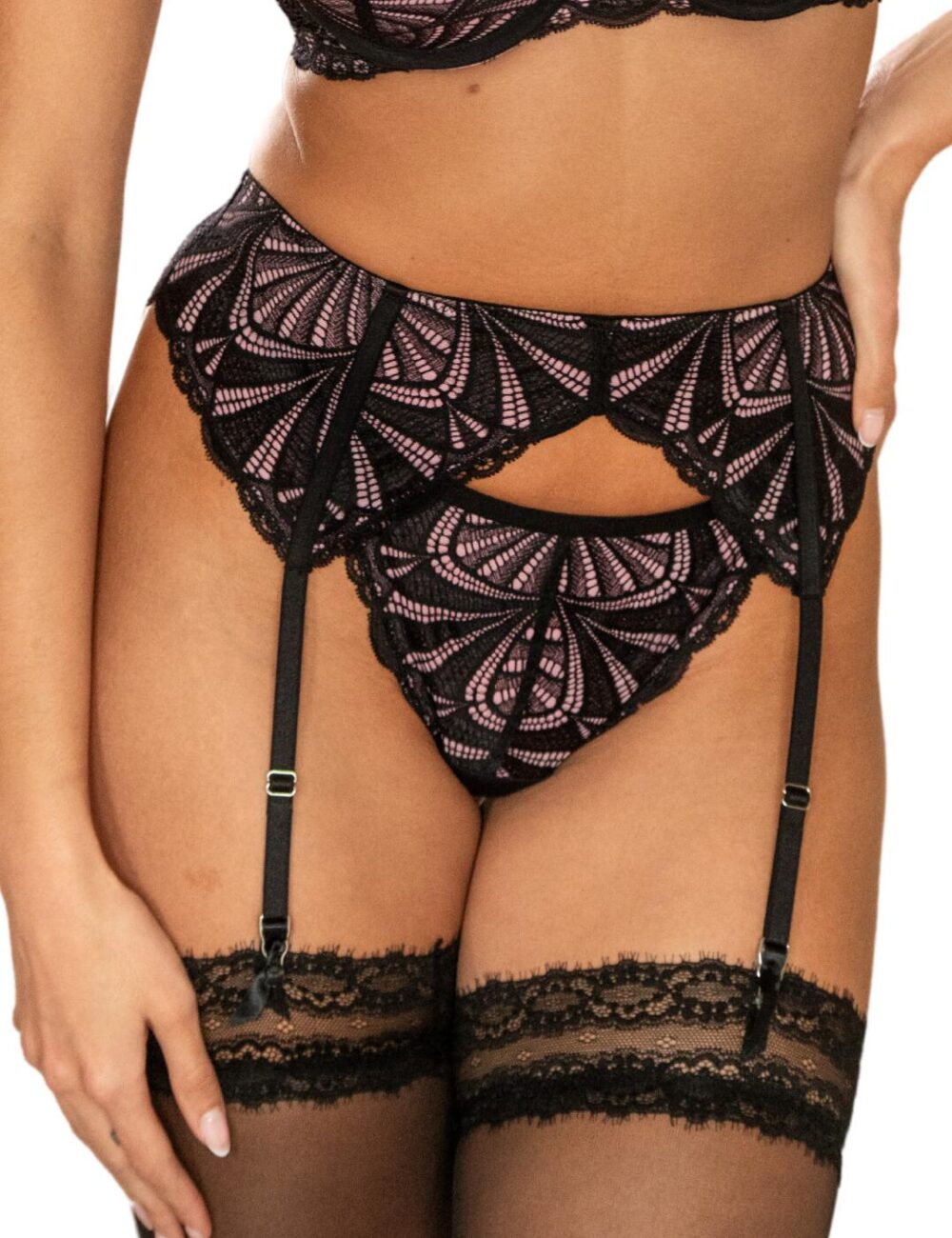 Pour Moi New Romance Suspender Belt - Black/Rose - S - 10