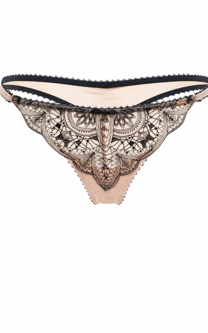 VIP Henna Thong